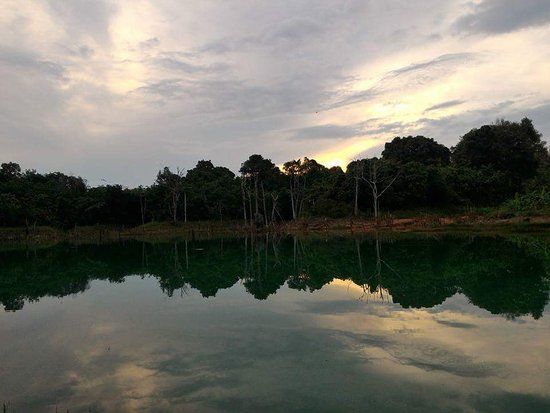 Cermin Lake