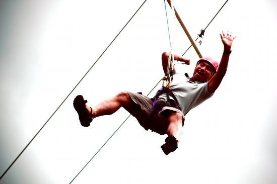 Zip Borneo